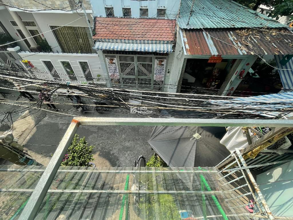 NGAY ĐẦM SEN, HẺM XE HƠI HÒA BÌNH, TÂN PHÚ, 60M2 HIẾM CÓ. GIẢM 450TR CHỈ 5.39T TL TỐT