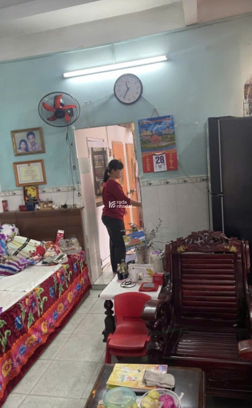 Bán nhà 2 tầng hẻm 8m (thông) Lê Trọng Tấn, DT: 45m2 nở hậu, nhỉnh 4tỷ