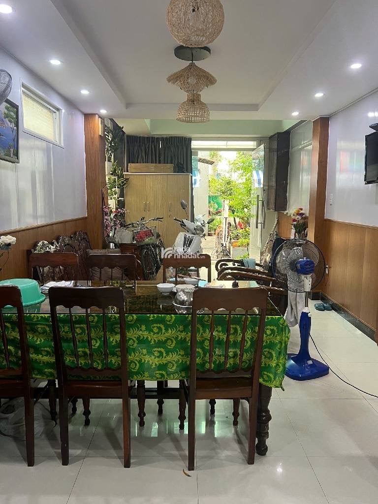 NHÀ RIÊNG CẠNH CHỢ BÌNH TÂY, Hậu giang P bình tiến Q6