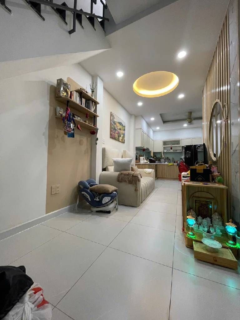 BÁN NHÀ HẺM XE HƠI LÊ ĐÌNH CẨN