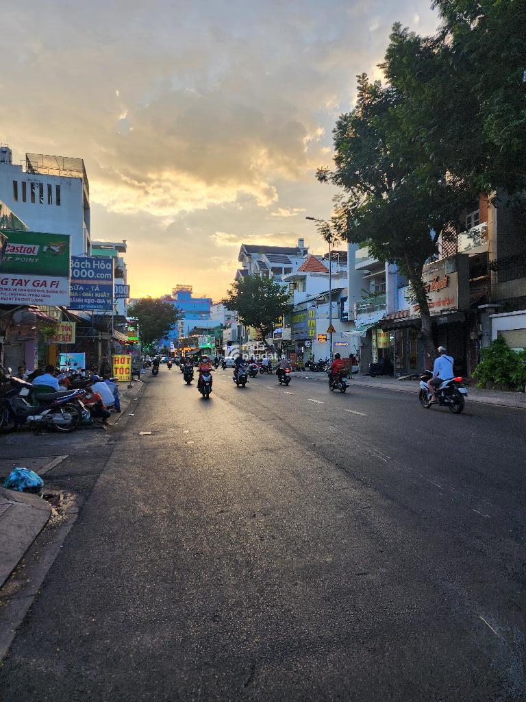 BÁN NHÀ VƯỜN LÀI 80M2 4PN HẺM XE TẢI THÔNG 7.9 TỶ SÁT MẶT TIỀN TÂN PHÚ 