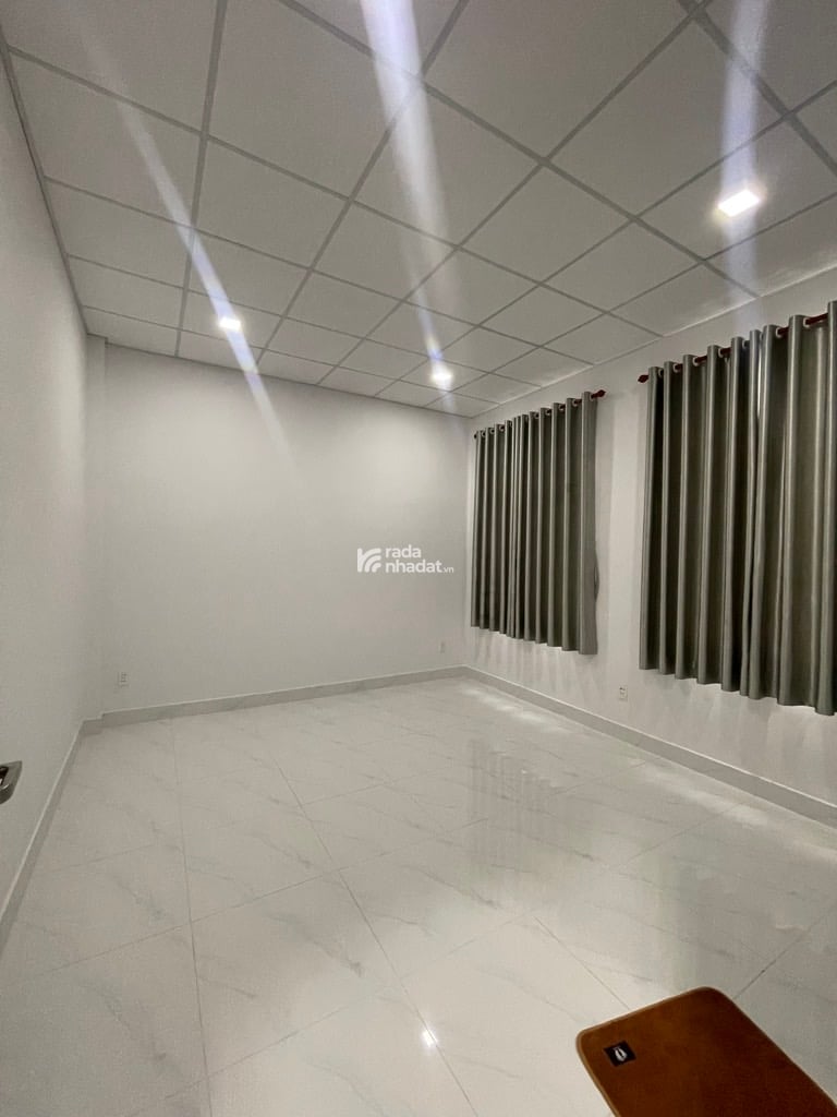 BÁN NHÀ TỈNH LỘ 10 63M2 5.3 TỶ 5.2X10M SÁT MẶT TIỀN KẾ KHU TÊN LỬA BÌNH TÂN