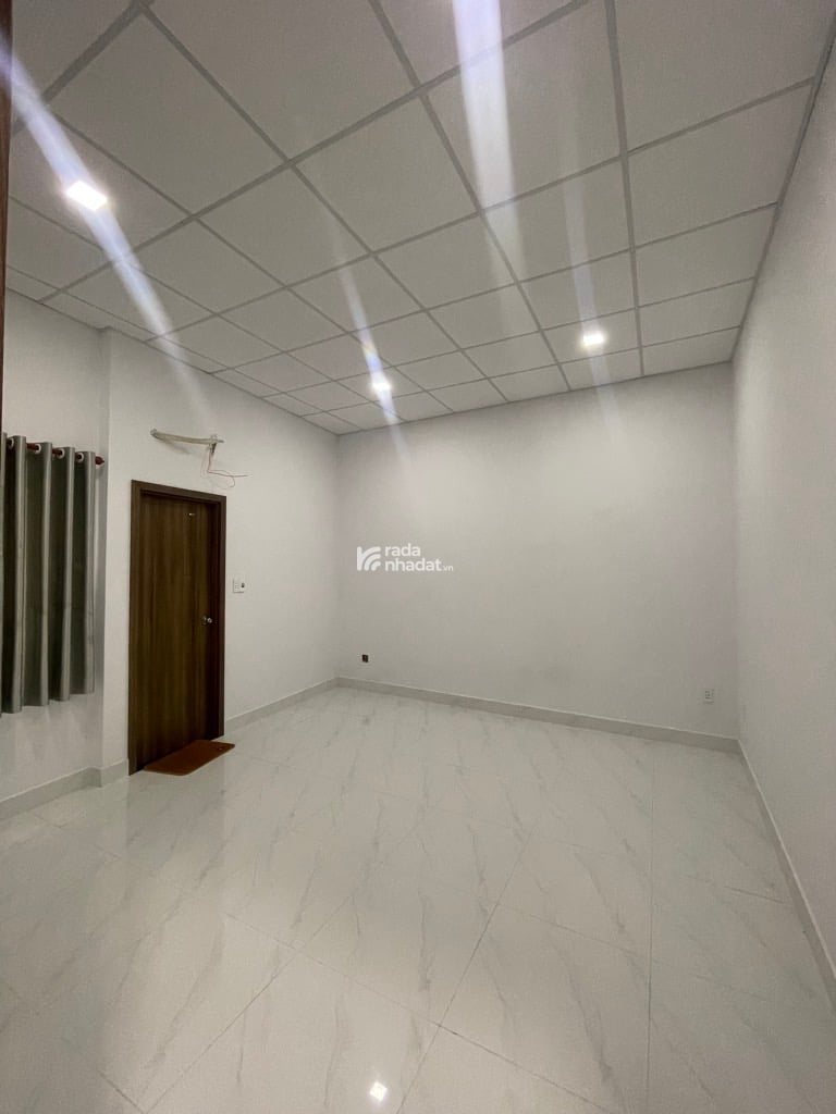 BÁN NHÀ TỈNH LỘ 10 63M2 5.3 TỶ 5.2X10M SÁT MẶT TIỀN KẾ KHU TÊN LỬA BÌNH TÂN