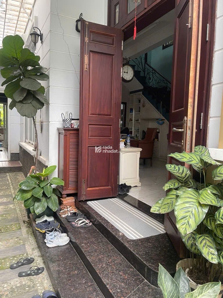 "  Trương Văn Hải, Phường Tăng Nhơn Phú B, Quận 9. Dt: (6.7x  8) 53.6mGiá nhỉnh :16x TỶ
