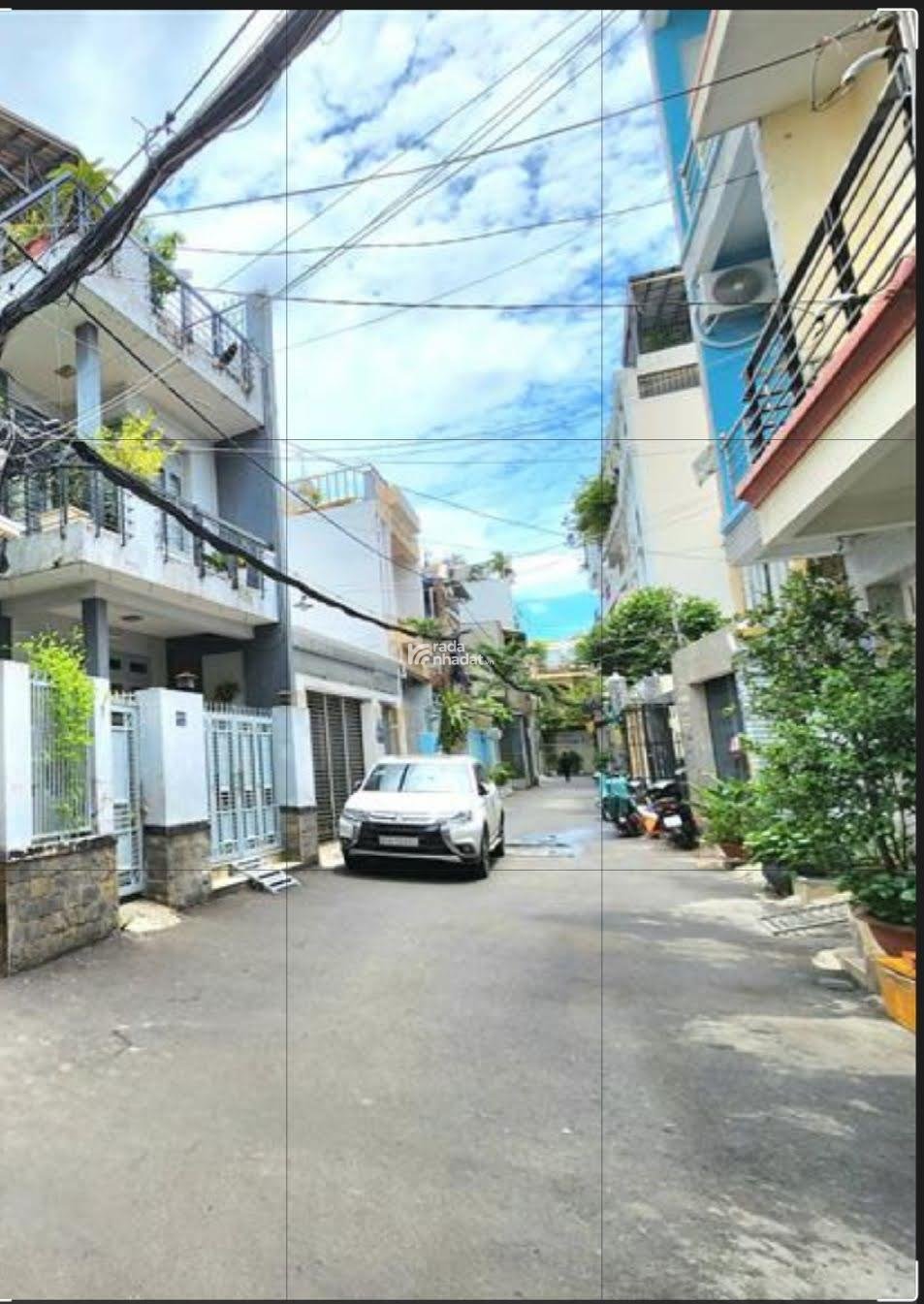 Bán nhà C4 Quang Trung Gò Vấp 122m2 chỉ 10.45 tỷ - HXH 6m, tiện xây mới  
