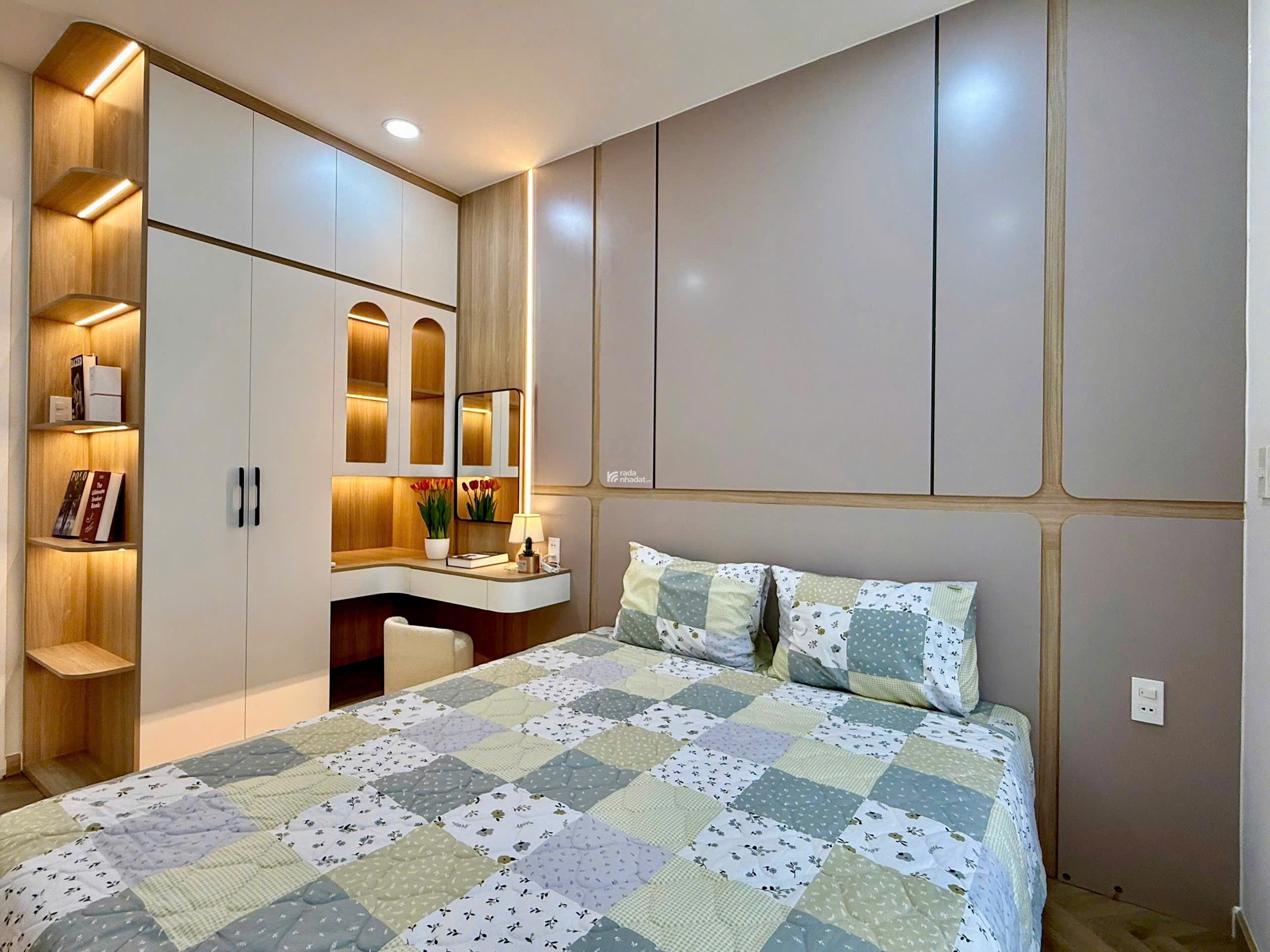 Bán nhanh căn hộ Sky garden 2, PMH, Q7, 71m2, TK 2 PN nhà mới đẹp, giải chỉ 5,1 tỷ 