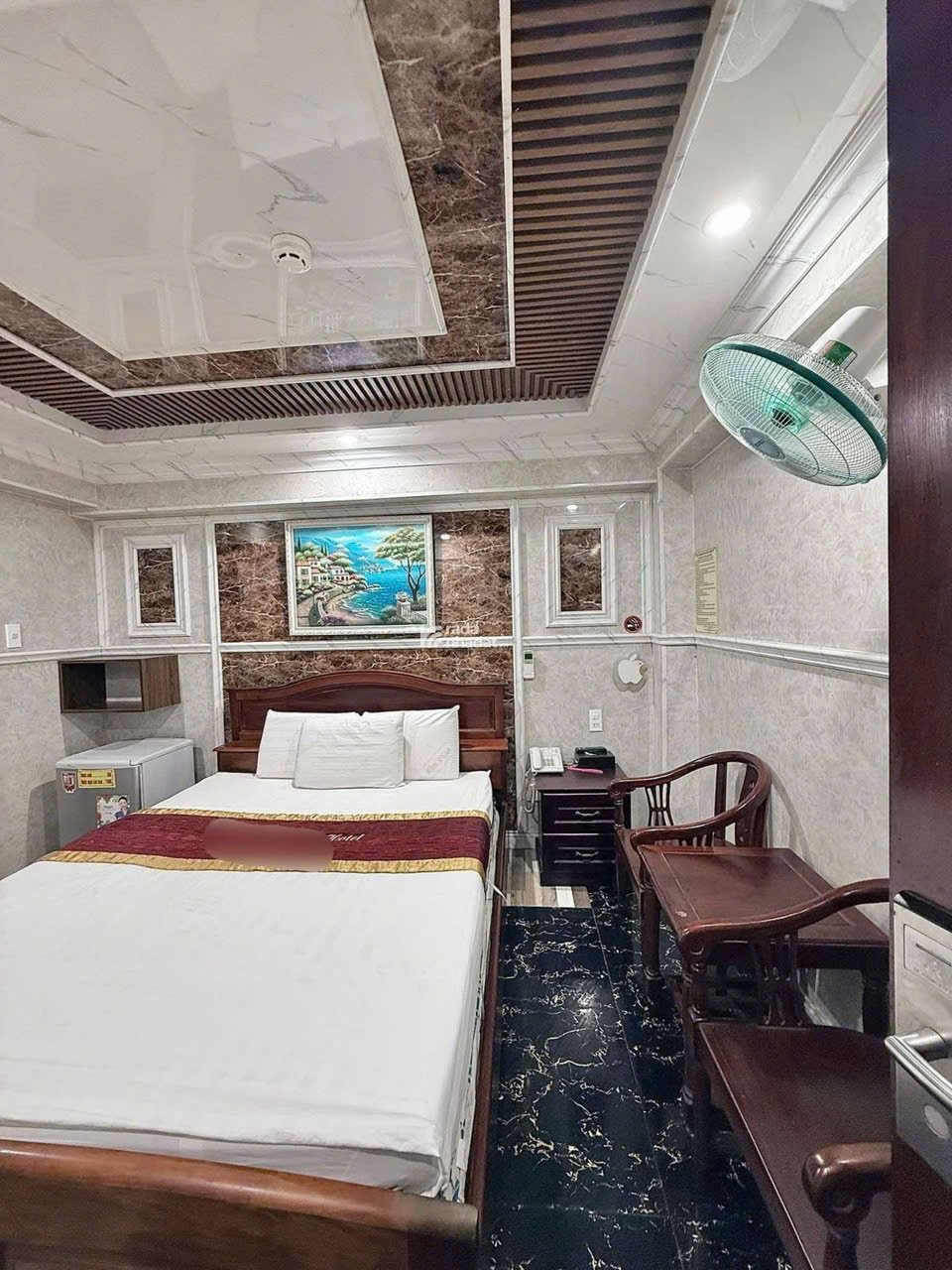 Bán Khách Sạn 8 tầng, 8.2m x 18.3m, 27 phòng Kinh Doanh Khu K300 