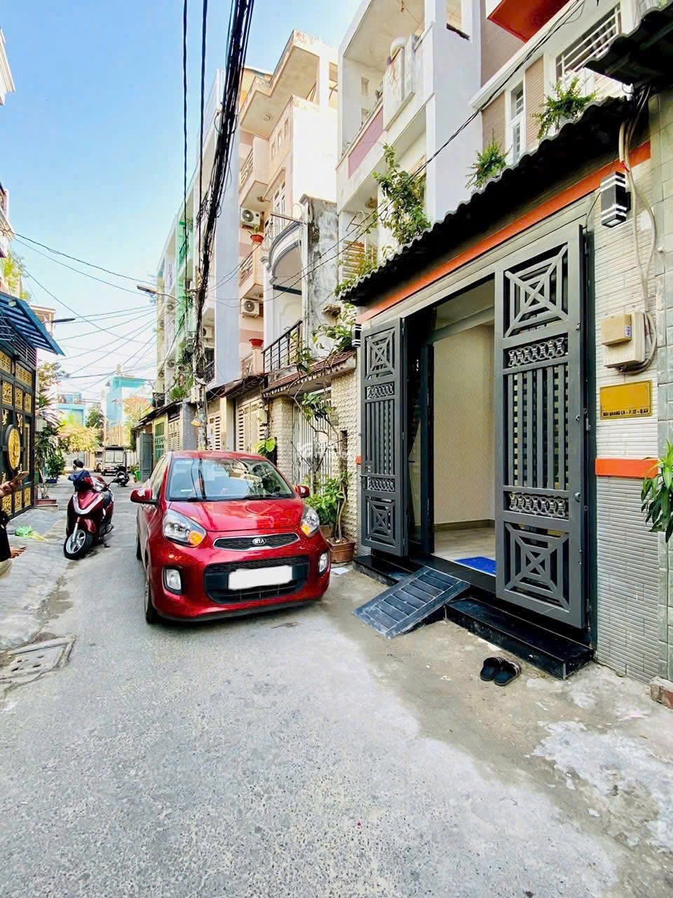 Cần bán gấp nhà đường Bùi Quang Là, Gò Vấp, 56m2, hẻm xe hơi thông, SHR giá 3 tỷ 210 TL