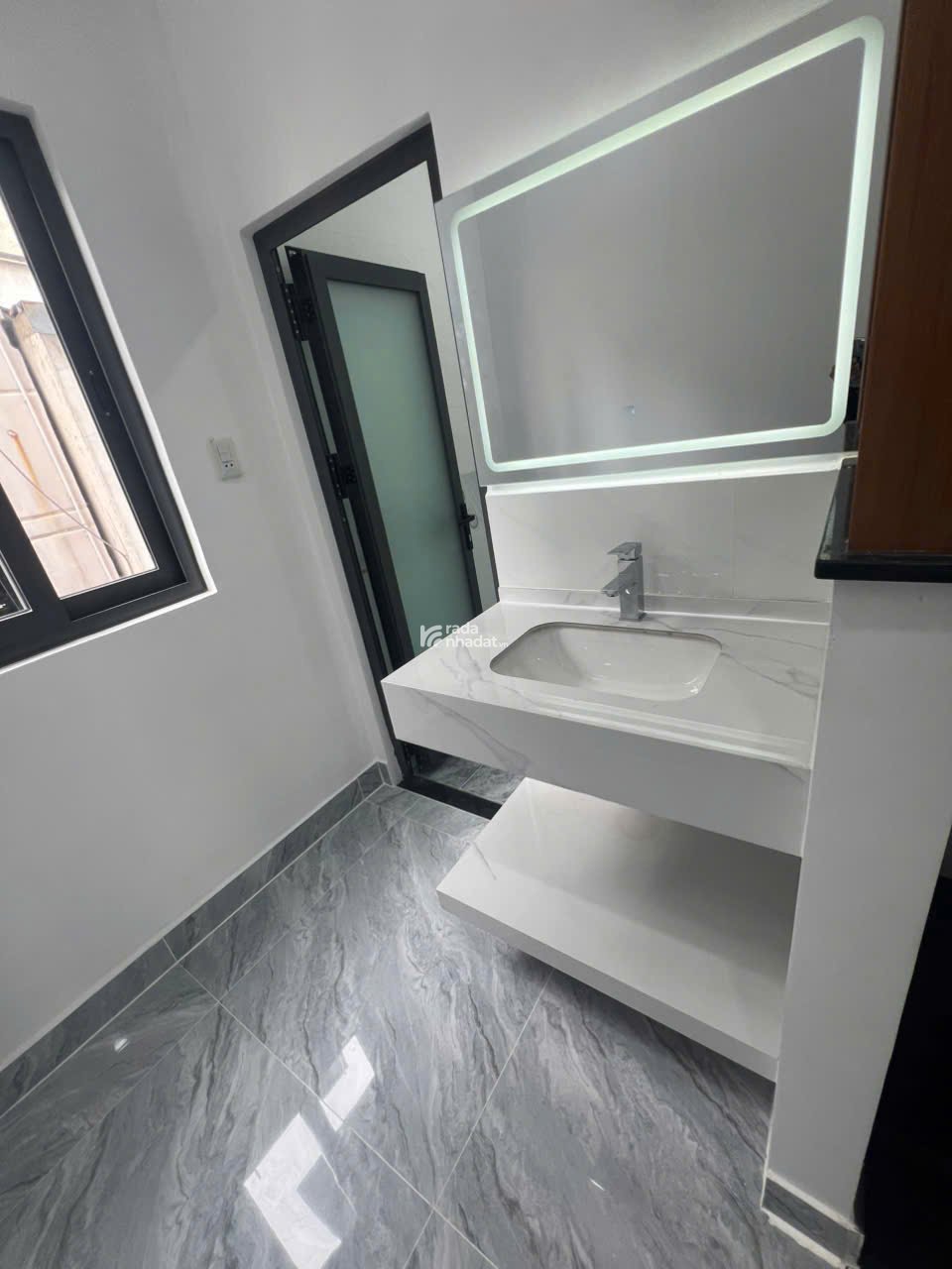 BÁN NHÀ MẶT TIÈN ĐƯỜNG 3 THÁNG 2 QUẬN 10 - 4x12 -6 tầng - 30 TỶ 