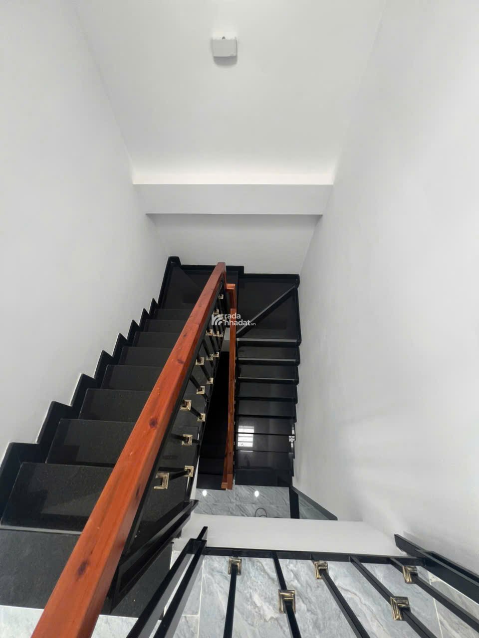 BÁN NHÀ MẶT TIÈN ĐƯỜNG 3 THÁNG 2 QUẬN 10 - 4x12 -6 tầng - 30 TỶ 