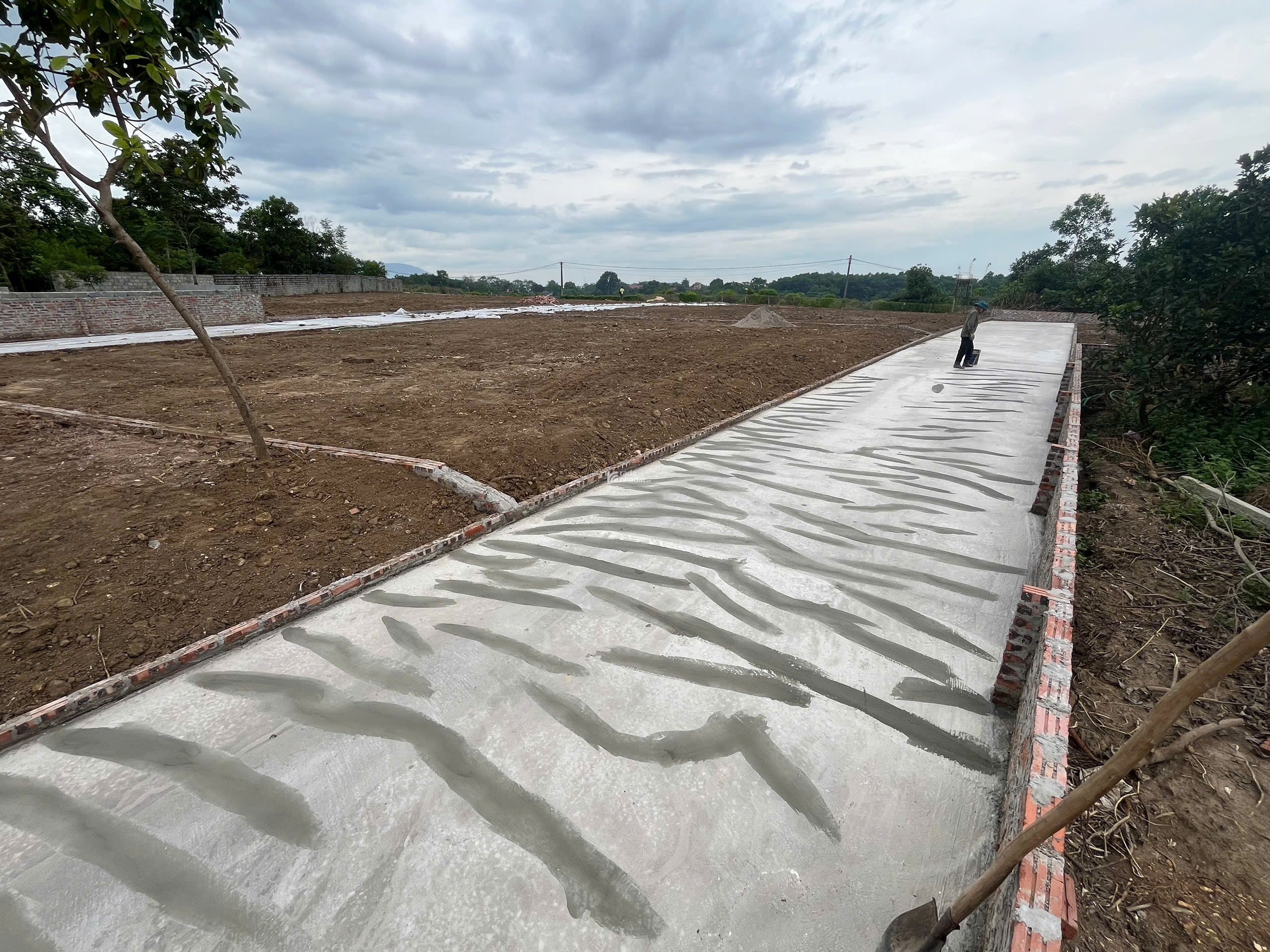 Khu đất 09 thửa đất phân lô 300-500 m2 tại xã Suối Hai, thành phố Hà Nội (Ba Trại,Ba Vì, Hà Nội)
