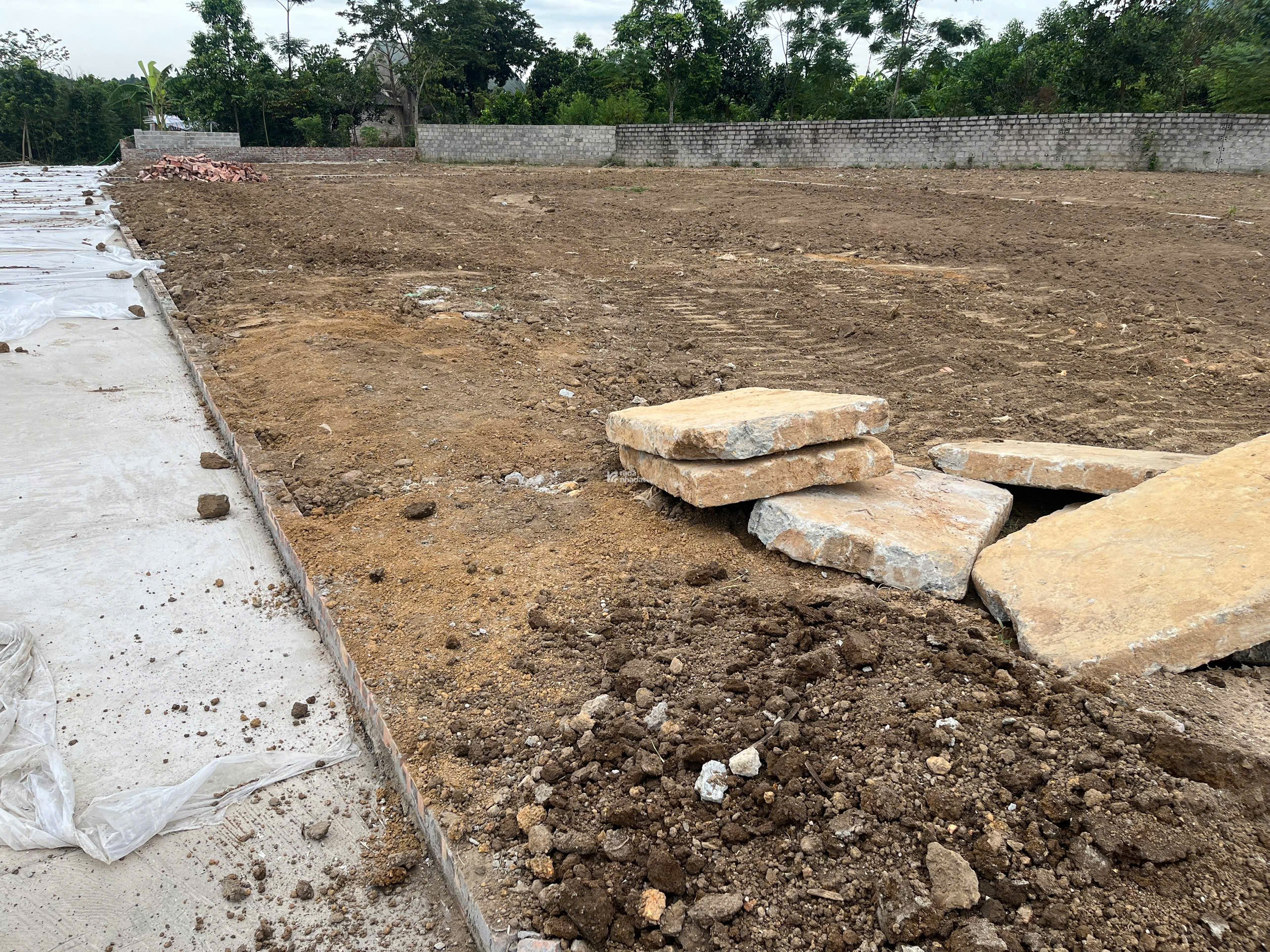 Khu đất 09 thửa đất phân lô 300-500 m2 tại xã Suối Hai, thành phố Hà Nội (Ba Trại,Ba Vì, Hà Nội)