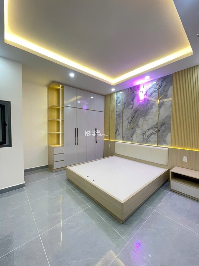 NHÀ ĐẸP, ĐƯỜNG SỐ 8 BÌNH HƯNG HÒA B BÌNH TÂN- FULL NỘI THẤT-DT: 50M2-5 TẦNG- 6 TỶ 2