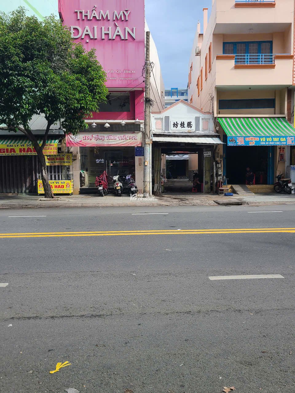 	Quá rẻ.  Chỉ 330tr/m2 .Bán nhà mặt tiền Nguyễn Chí Thanh, Quận 11  gần chợ Rẫy. CN 155m2 .