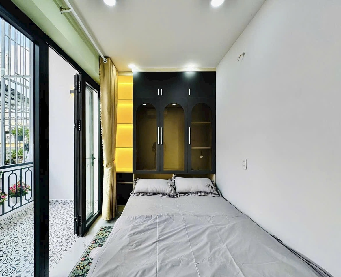 Chú Ba bán nhà 50m2 đường Vườn Lài,Q12 giá 2tỷ150. Gần mầm non Sơn Ca 8. Hẻm 6m. Sổ riêng