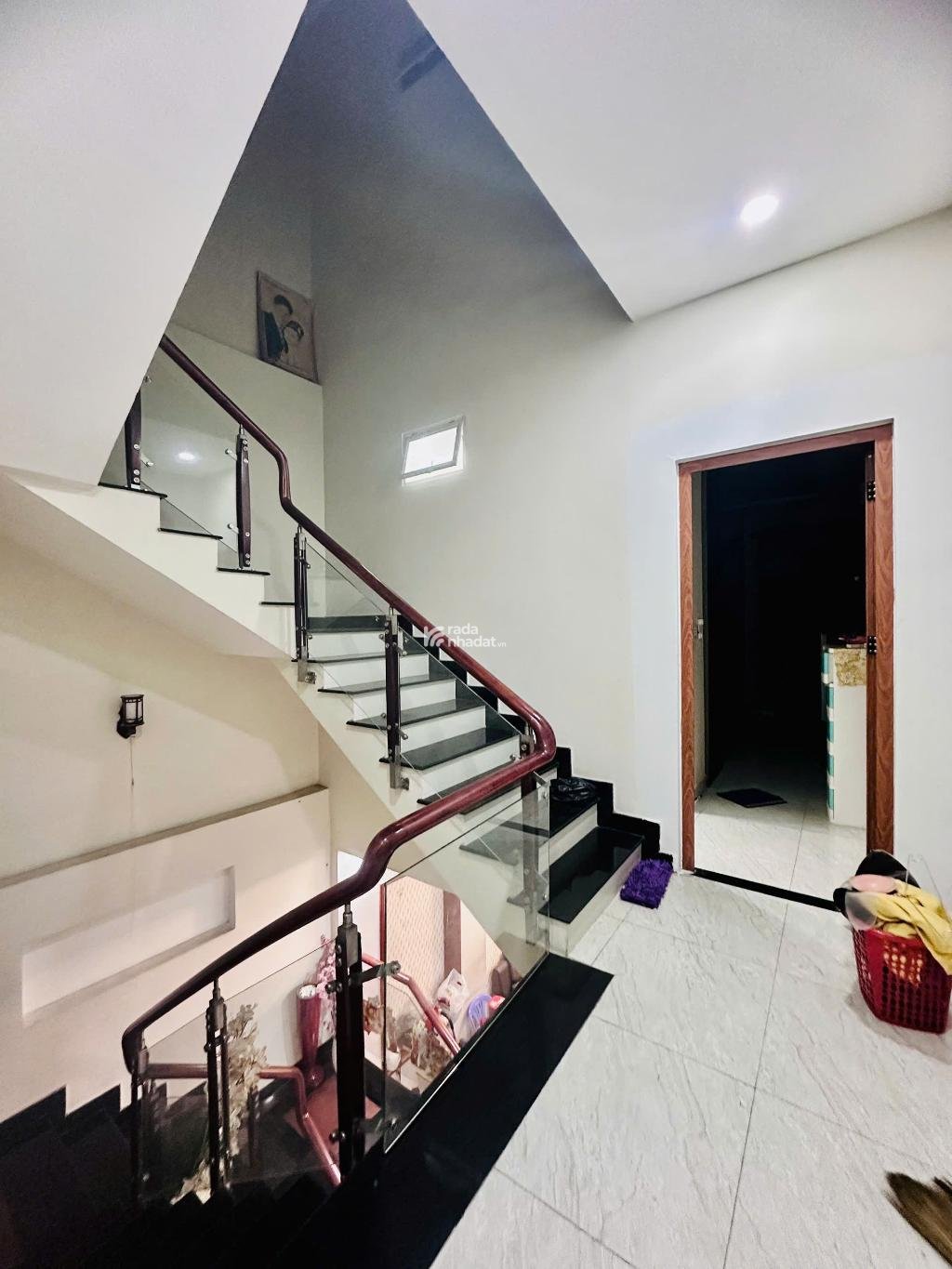 NHÀ HUỲNH VĂN NGHỆ, GẦN 100M2, 4x20 Nở hậu đều, 4 TẦNG, CHỈ 8.2 TỶ CÒN TL