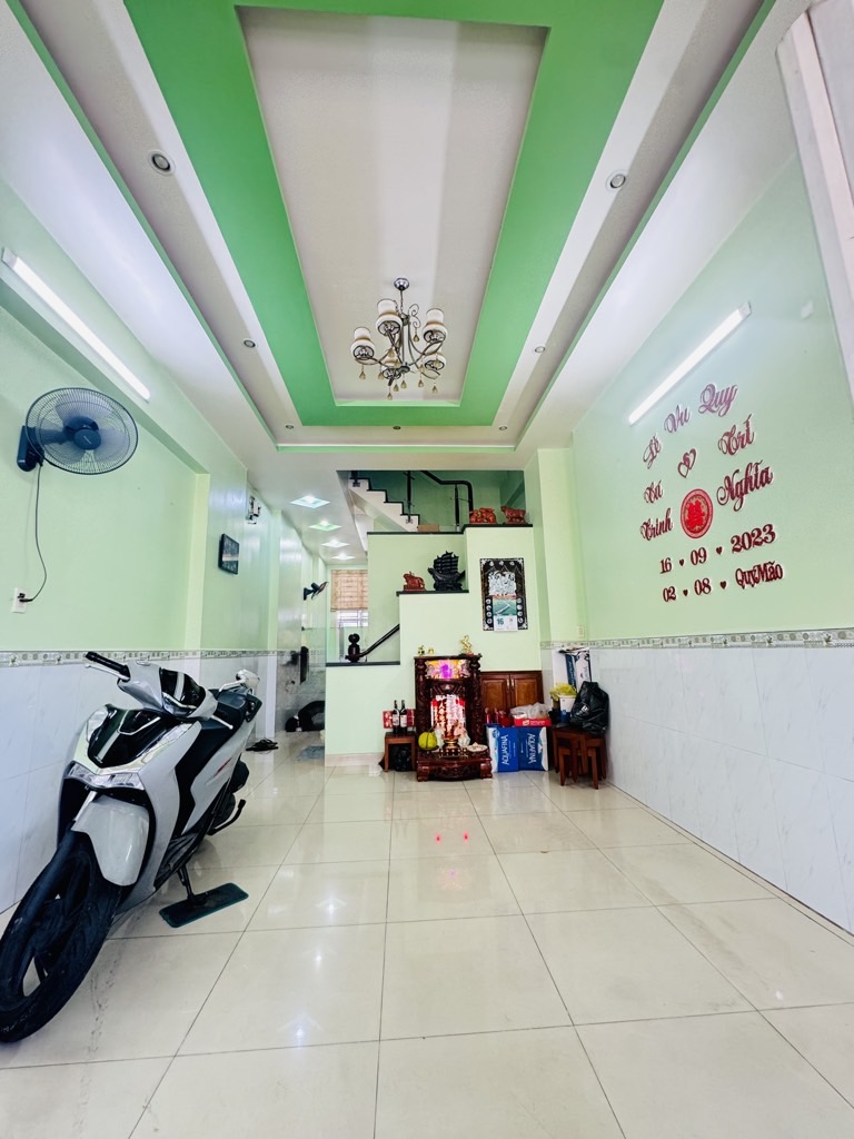 MẶT TIỀN PHÂN LÔ TÊN LỬA - GIÁP Q6 CÔNG VIÊN PHÚ LÂM - NHÀ ĐẸP 4 TẦNG TRẢ LÀ BÁN.