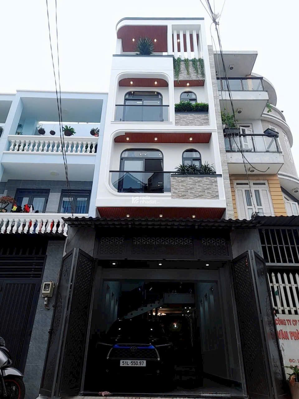 Kẹt vốn cần bán gấp, nhà 4 lầu, đường Nguyễn Huy Lượng, phường 14, Bình Thạnh,3 tỷ9 THƯƠNG LƯỢNG