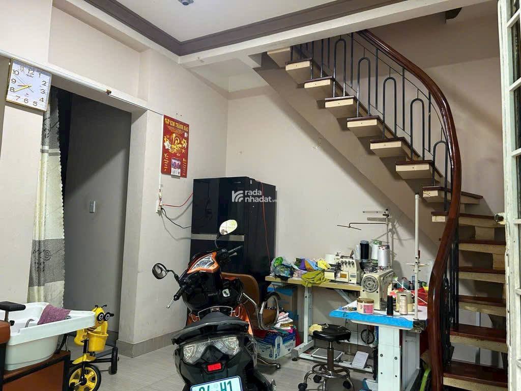 LÔ GÓC 2 MẶT HẺM THOÁNG - KHÔNG LỘ GIỚI - KHU PHAN XÍCH LONG - NHỈNH 6 TỶ