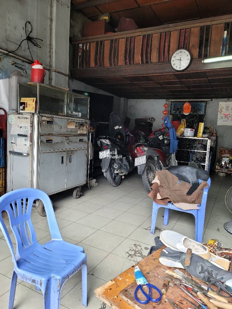 MTKD NGAY CHỢ PHẠM VĂN HAI, TÂN BÌNH, 56M2 CÓ KC TIỆN CẢI TẠO MỚI. GIẢM 750TR CHỈ CÒN 15.5T TL