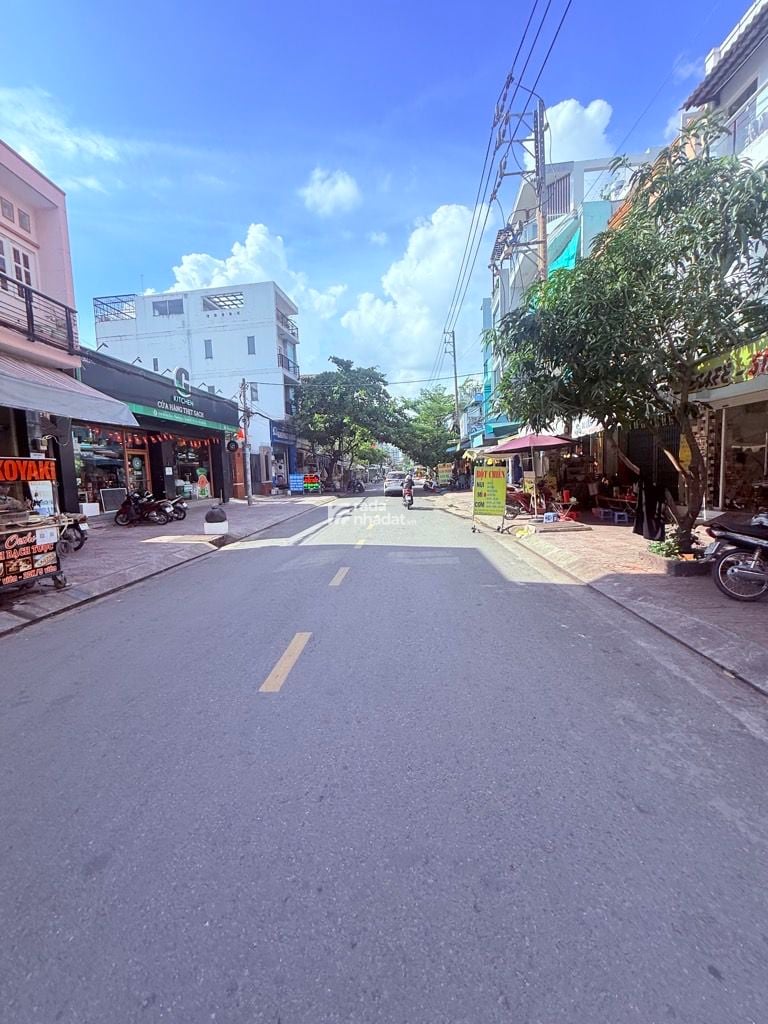 Bán nhà mặt tiền Bông Sao, Tạ Quang Bửu, trung tâm quận 8, SHR, nhỉnh 7 tỷ