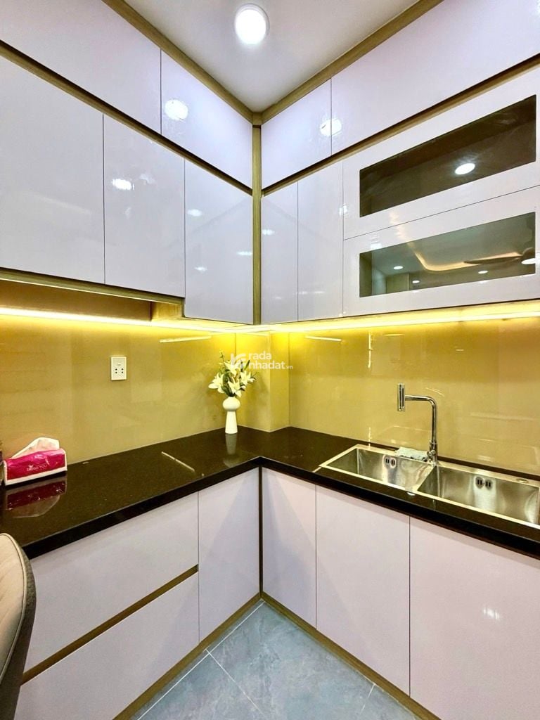 NHÀ MỚI Ở NGAY - 4 TẦNG BTCT - 3PN 4WC FULL NỘI THẤT XỊN - DT 25M2 (4x6.5) SỔ A4 - SD 94M2