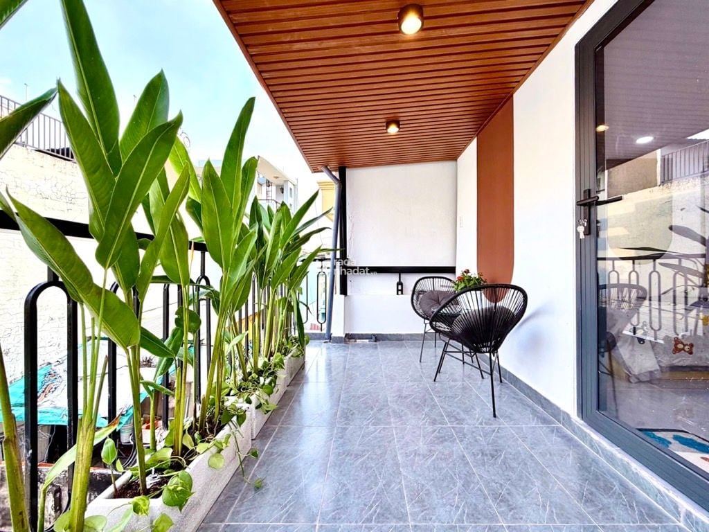 NHÀ MỚI Ở NGAY - 4 TẦNG BTCT - 3PN 4WC FULL NỘI THẤT XỊN - DT 25M2 (4x6.5) SỔ A4 - SD 94M2