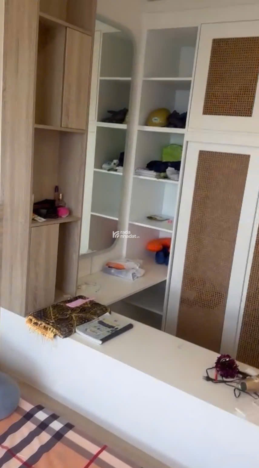 86m2 - Giá 5.4 tỷ thuế phí, 3PN2WC tặng nội thất tầng 24, Q7 Riverside