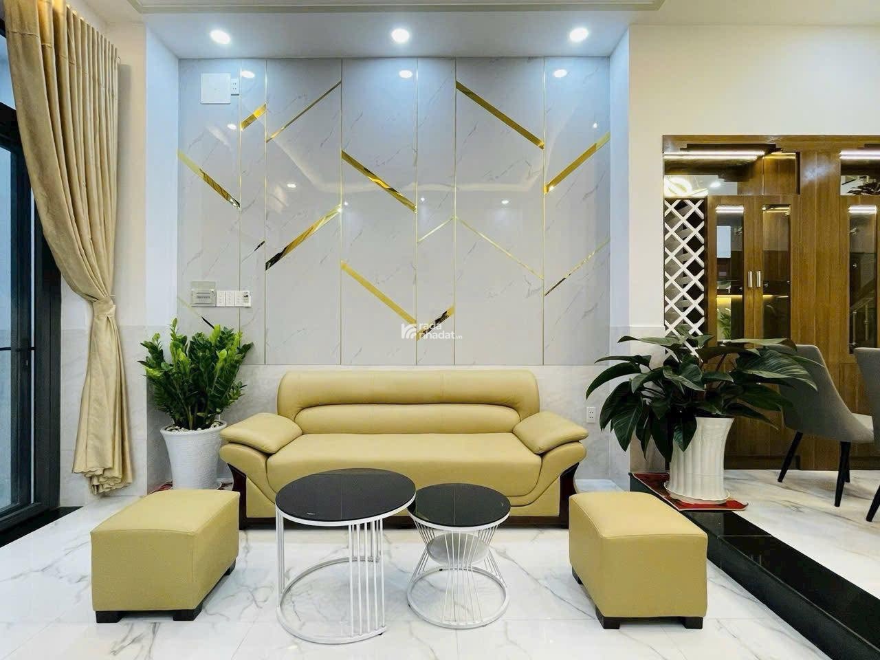 Nhà DT 51.7m2 Dương Bá Trạc Phường 1 Quận 8 giá 4tỷ350tr, đang cho thuê 10tr/tháng