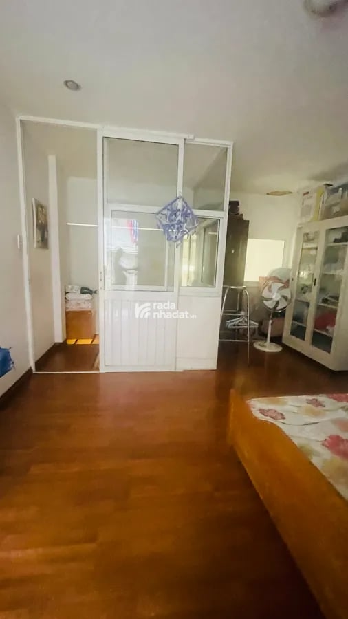 BÁN NHÀ GẦN SÂN BAY NGAY TRUNG TÂM CỘNG HÒA ,PHƯỜNG 13, TÂN BÌNH GIÁ CHỈ 4.2 TỶ 