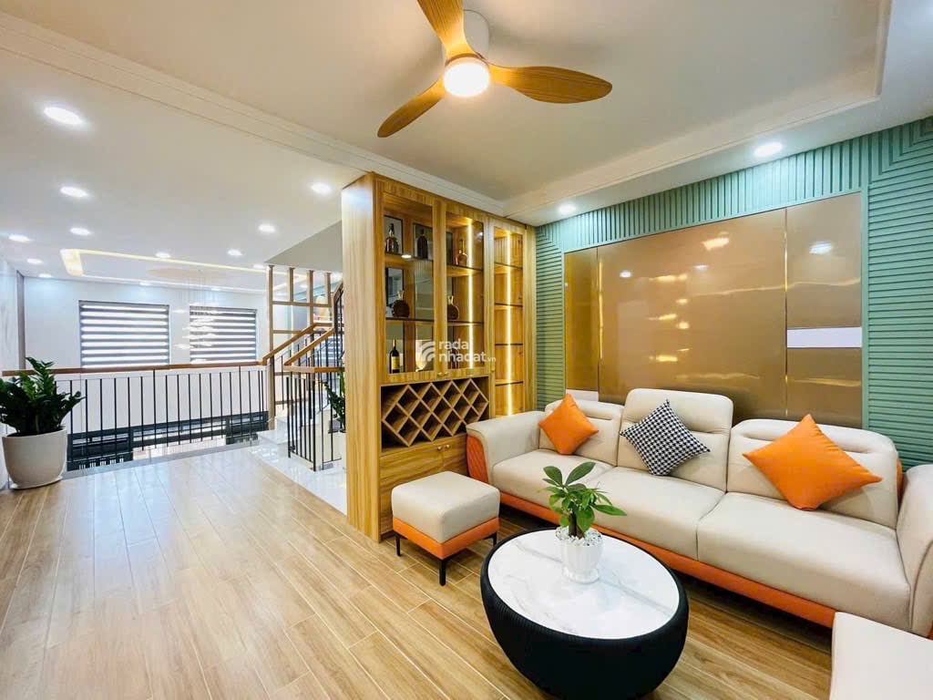 Bán Gấp Nhà Phố 4 Tầng Xe Hơi Đỗ Trước Nhà Lê Đức Thọ P16 Quận Gò Vấp