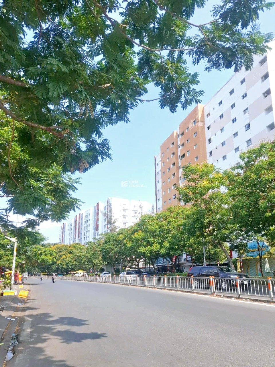 BÁN GẤP CHDV CAO CẤP 7 TẦNG 300M2 - DÒG TIỀN 400TR/TH - 80 PHÒNG - CHỈ 4x T