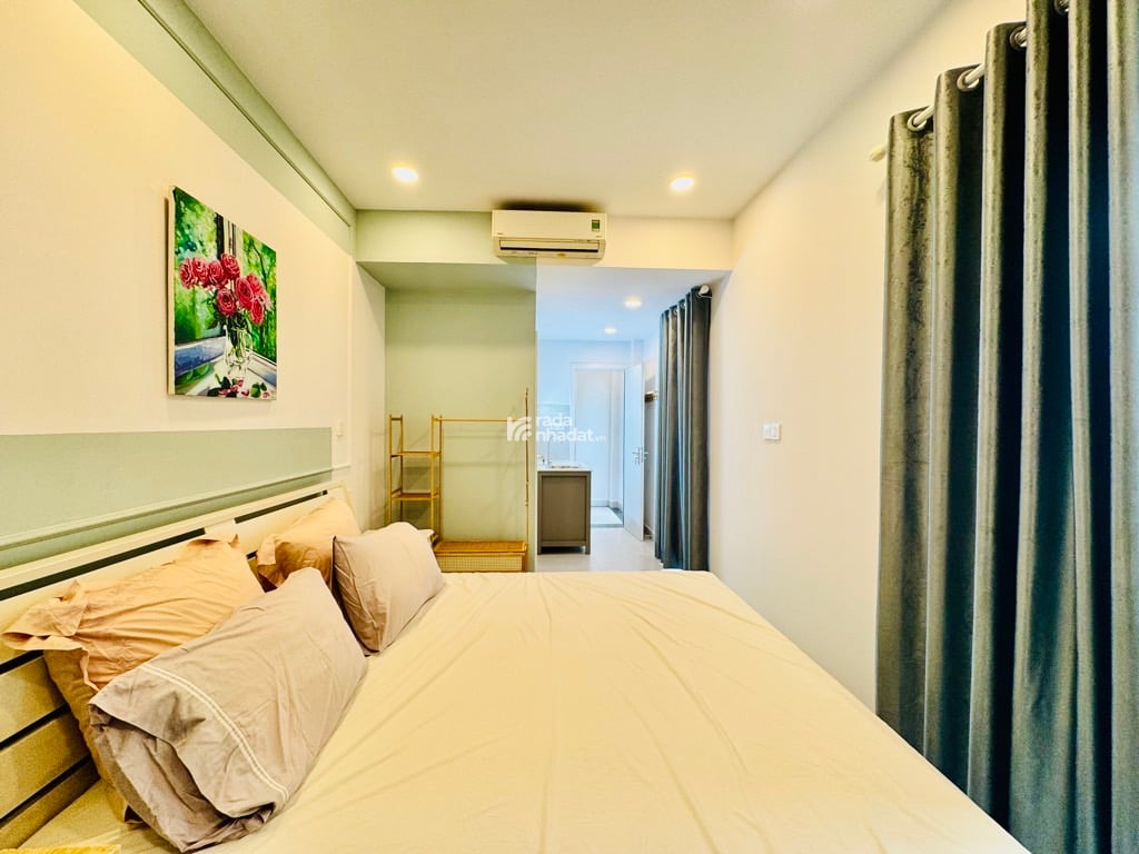 HIẾM - CHỈ 8.XTY CÓ NHÀ 4 TẦNG NGAY PHỐ ĐI BỘ BÙI VIỆN , TRUNG TÂM GIẢI TRÍ SẦM UẤT BẬT NHẤT QUẬN 1