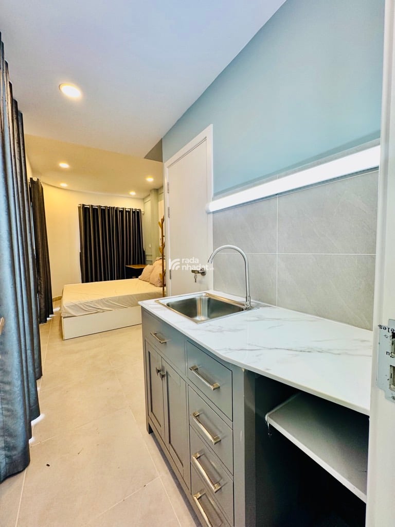 HIẾM - CHỈ 8.XTY CÓ NHÀ 4 TẦNG NGAY PHỐ ĐI BỘ BÙI VIỆN , TRUNG TÂM GIẢI TRÍ SẦM UẤT BẬT NHẤT QUẬN 1