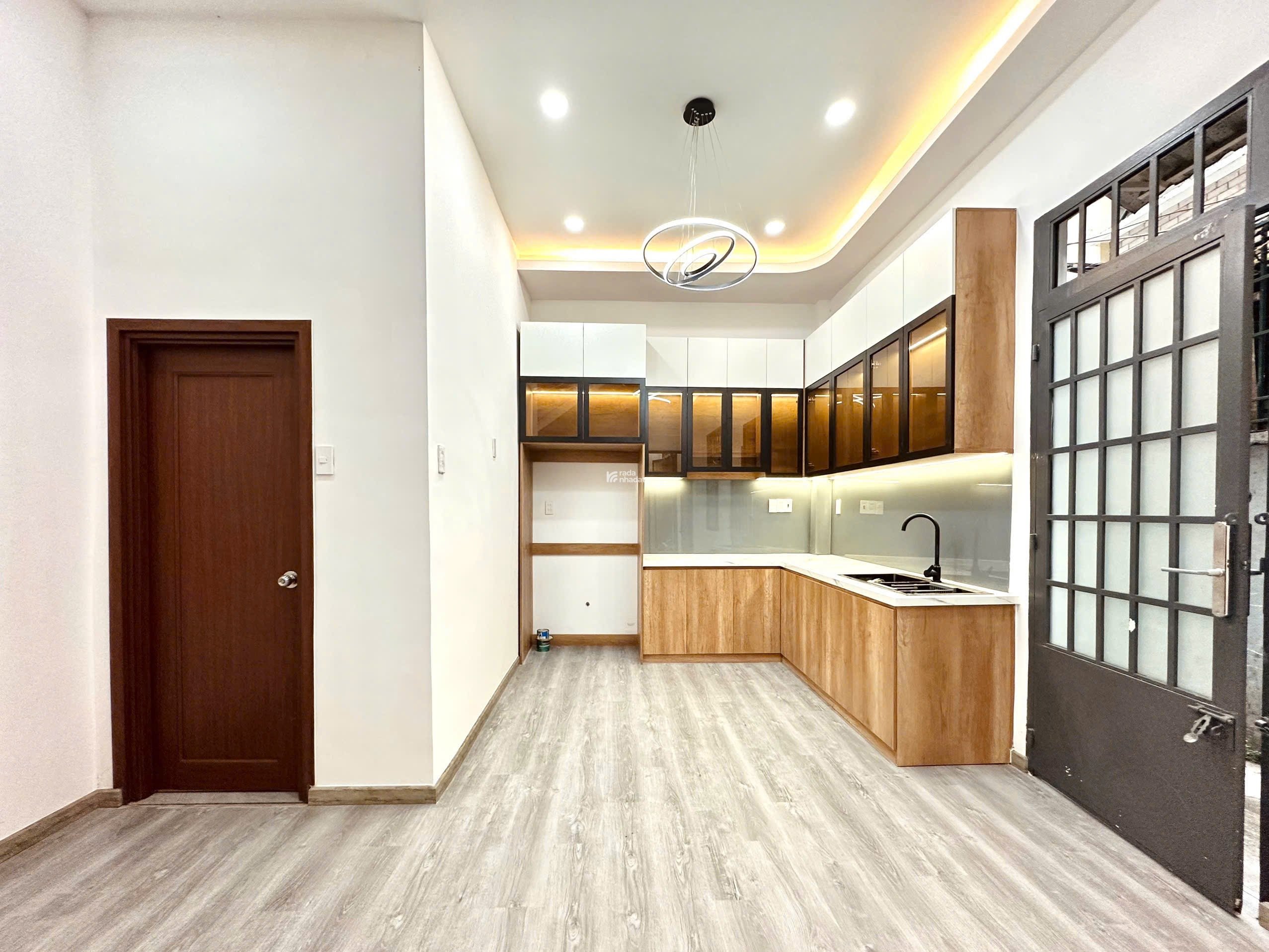 BÁN NHÀ HẺM VIP - SƯ VẠN HẠNH, Q.10 - DT: 3.48x14m - HĐT 30tr/tháng - Giá 16 tỷ TL