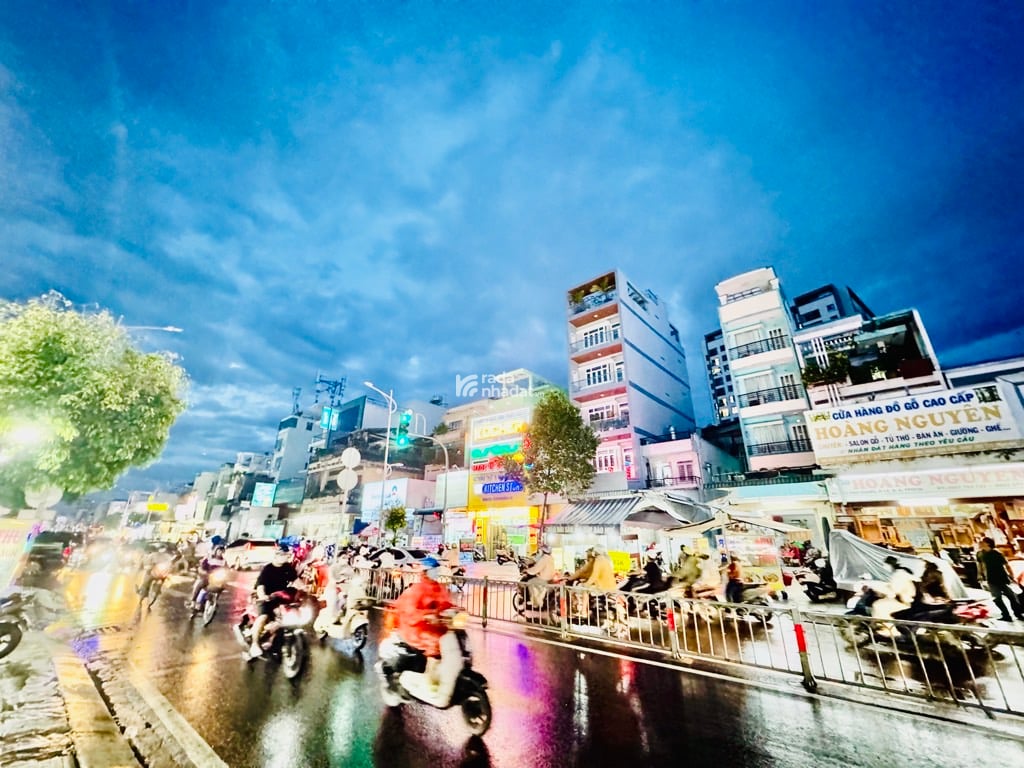 MẶT TIỀN HẬU GIANG- P.12- Q.6- DT: 4.9*19M- 27 TỶ