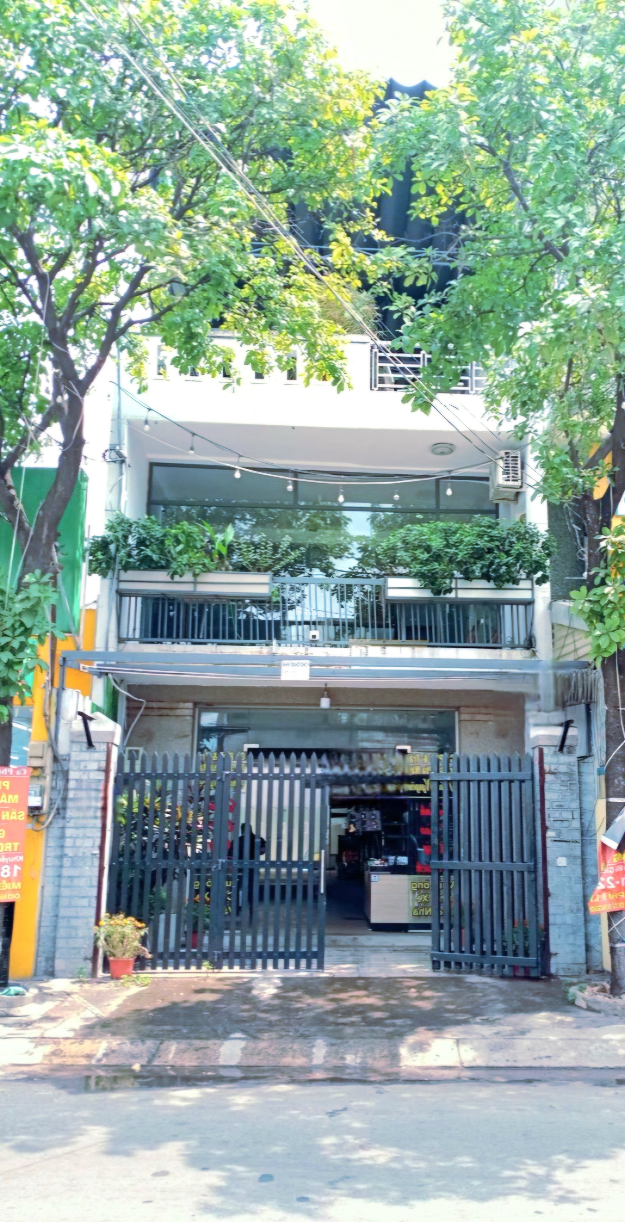 BÁN NHÀ MẶT TIỀN 4 TẦNG 6x 26M - CẠNH CHỢ BÌNH TRỊ ĐÔNG