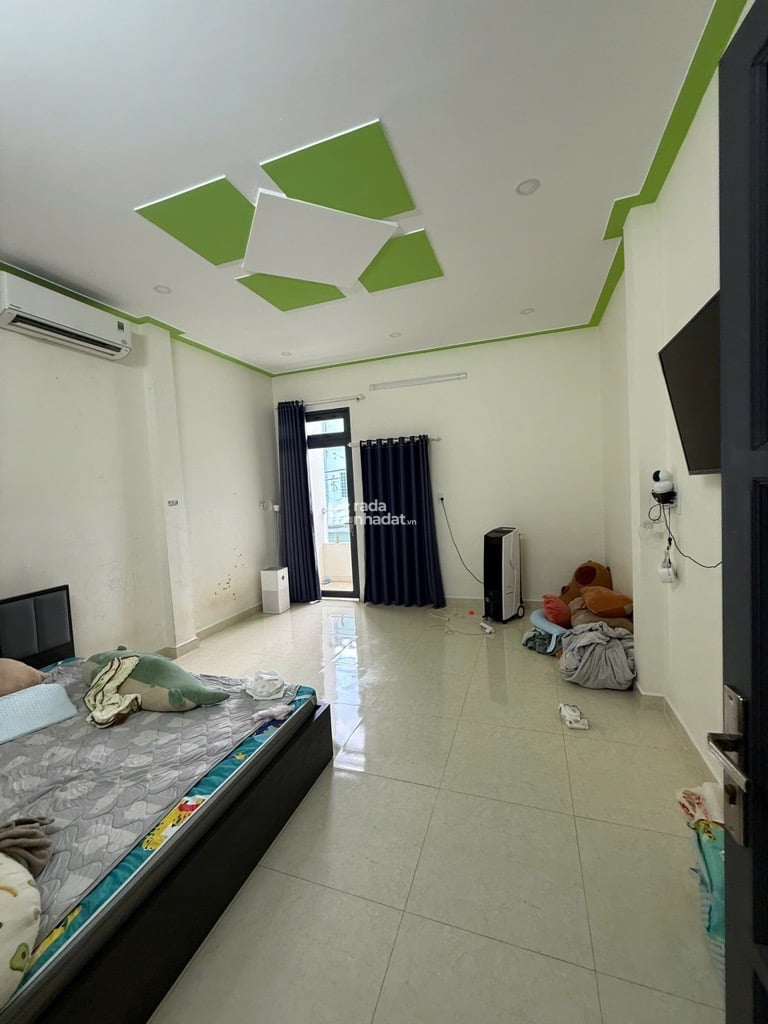 BÁN NHÀ HẺM TO - Bình Tân - Xe Tải Thông - 56m2 - 3 Tầng - ngang 4m2 - Hiện Hữu - Chỉ 5ty7