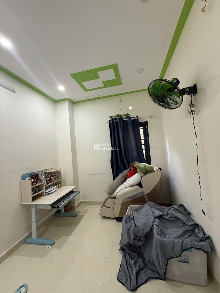 BÁN NHÀ HẺM TO - Bình Tân - Xe Tải Thông - 56m2 - 3 Tầng - ngang 4m2 - Hiện Hữu - Chỉ 5ty7