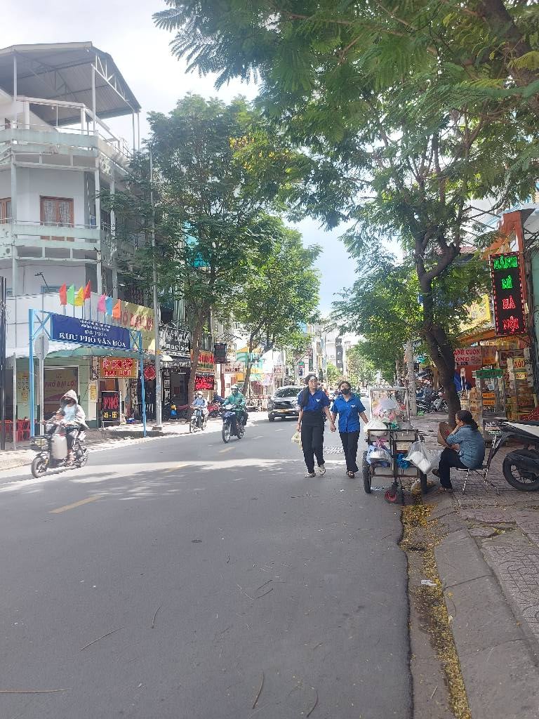 HẺM XE HƠI NGUYỄN BẶC, TÂN BÌNH, 45M2 CÓ KC Ở NGAY. GIẢM 350TR CHỈ 8.3T 