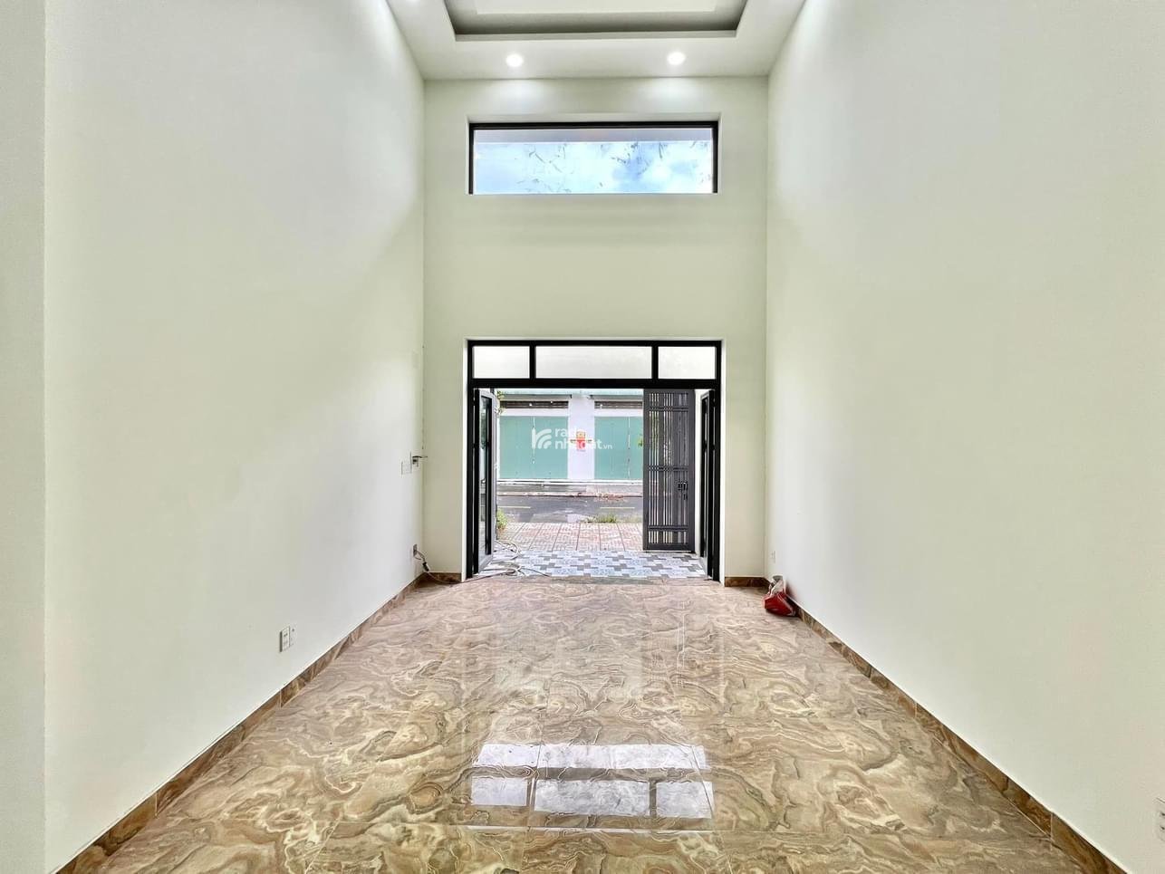 BÁN NHÀ 5 TẦNG MẶT TIỀN ĐƯỜNG 12M  - 4x16M - 5PN - HÀ HUY GIÁP Q12 - NHỈNH 5 TỶ