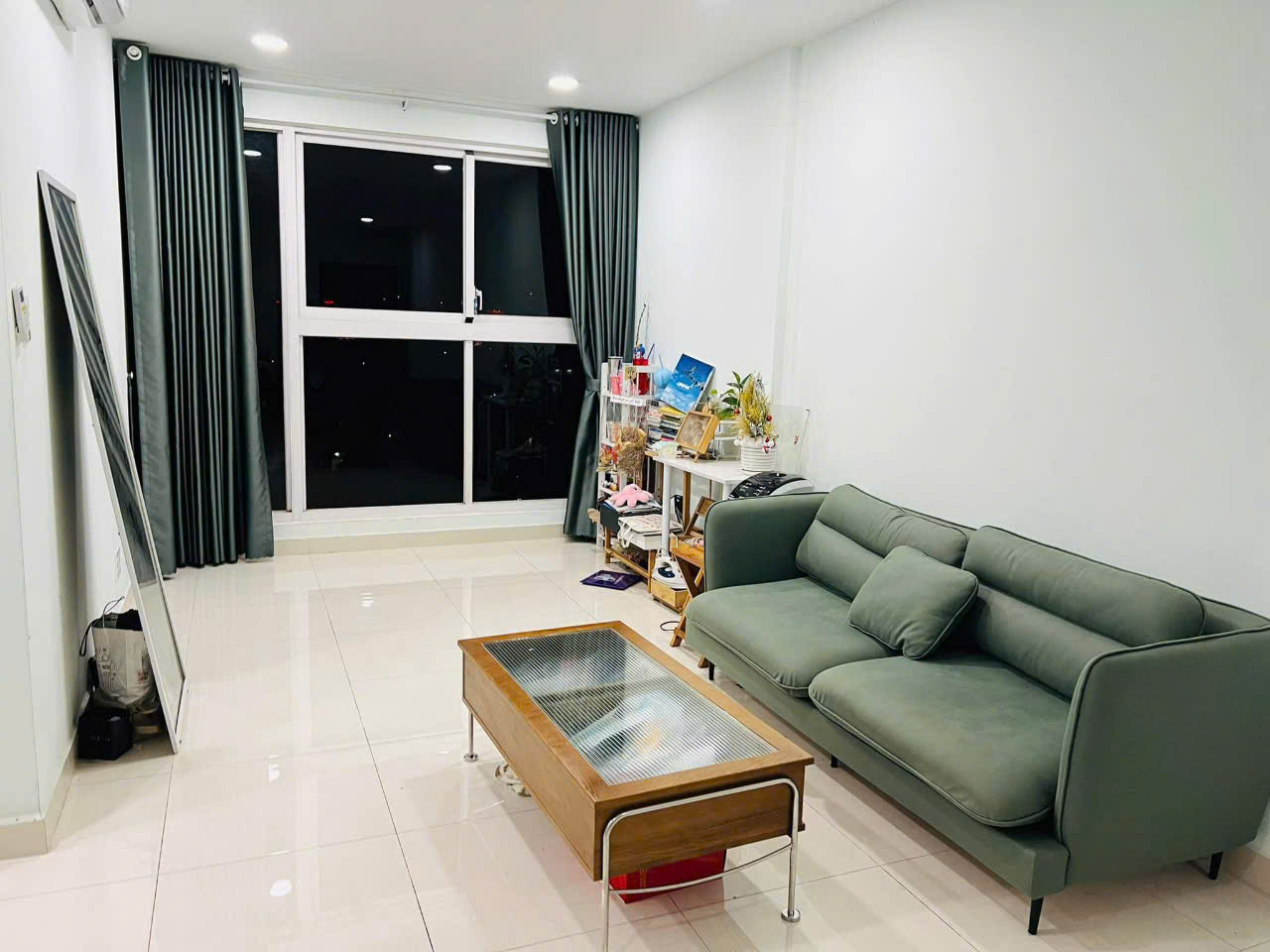 Cho thuê căn hộ Cộng Hòa Garden, 2Pn2WC nội thất y Video, Siêu Tốt #13Tr Xem Ngay