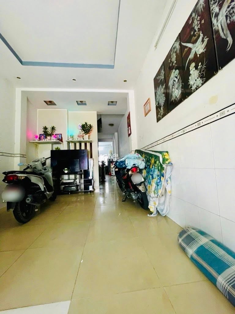 MẶT TIỀN KHU VIP BÀN CỜ HỌ LÊ NGUYỄN SƠN DTS 223M 4 TẦNG GIÁ CHỈ 8.X