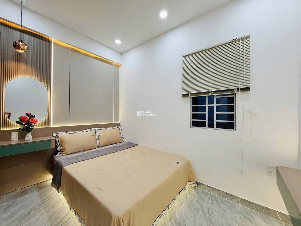 Sắp đi nước ngoài bán nhà đường Nhất Chi Mai - Tân Bình / 60,4m2 / Giá 2 Tỷ 320 