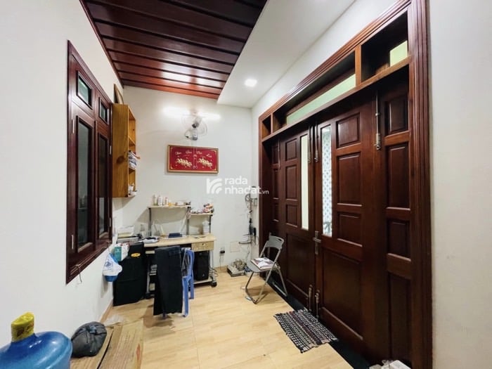 BÁN BIỆT THỰ ĐẸP LIÊN KHU 45 124M2 9.2 TỶ GỖ ĐỎ CAO CẤP HẺM NHỰA BÌNH TÂN