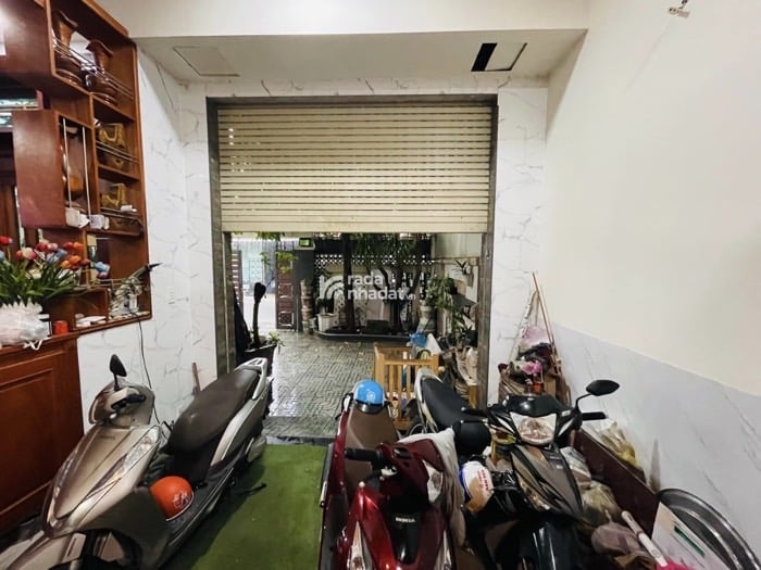 BÁN BIỆT THỰ ĐẸP LIÊN KHU 45 124M2 9.2 TỶ GỖ ĐỎ CAO CẤP HẺM NHỰA BÌNH TÂN