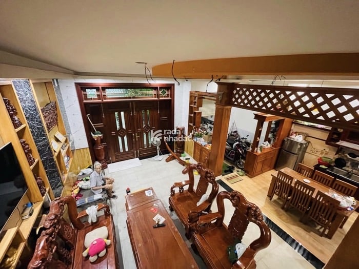 BÁN BIỆT THỰ ĐẸP LIÊN KHU 45 124M2 9.2 TỶ GỖ ĐỎ CAO CẤP HẺM NHỰA BÌNH TÂN