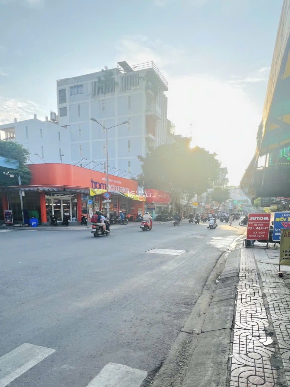 BÁN NHÀ MẶT TIỀN KDOANH 6 TẦNG THANG MÁY - 80M2 - VIP TÂN PHÚ 