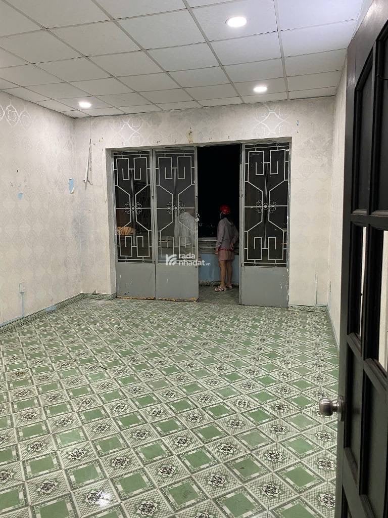 ĐANG CHO THUÊ  15 TRIỆU- NGANG 5.3 M - HẺM. XE HƠI 