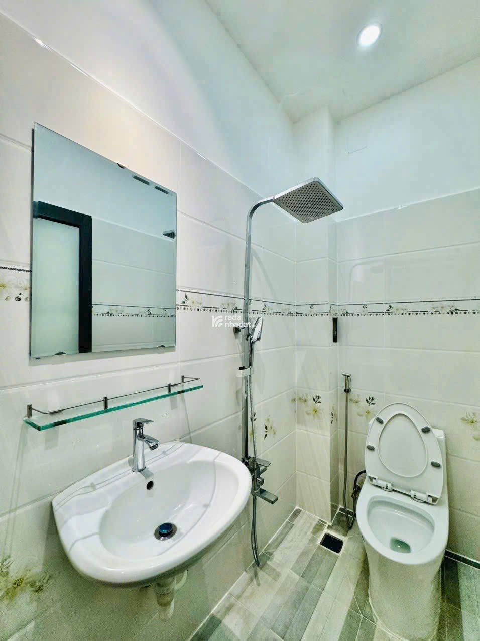 Chốt ngay căn nhà Hoa Phượng, Phú Nhuận/ 56,5m2/ giá chỉ 3 tỷ 680tr/ sổ riêng chính chủ/ hẻm ô tô